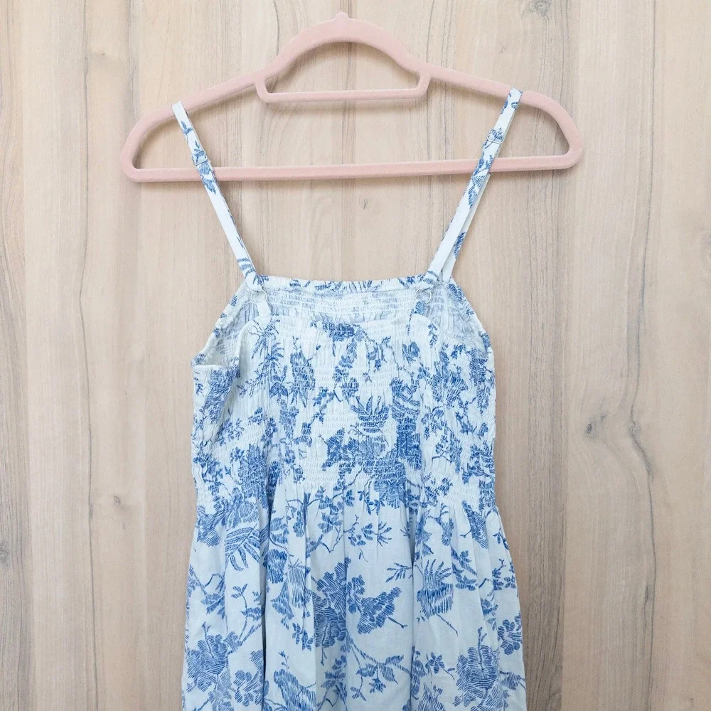 Universal Thread Floral Linen Blend Sundress XS Blue Smocked Cottage Coastal - Picture 6 of 8